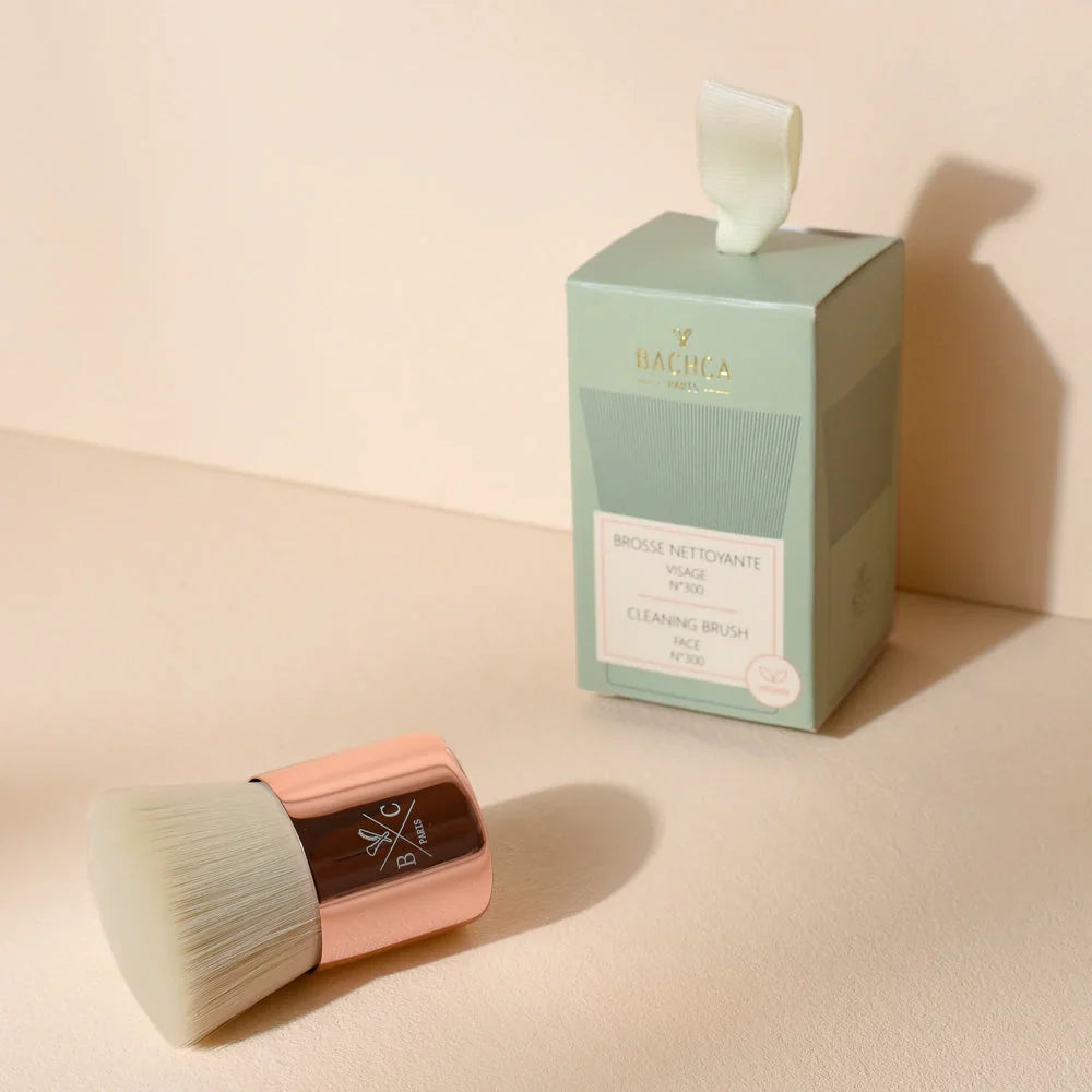 Gentle Glow Facial Brush
